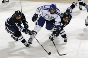 巴萨欧冠首发阵容名单，巴萨第一座欧冠主力阵容？